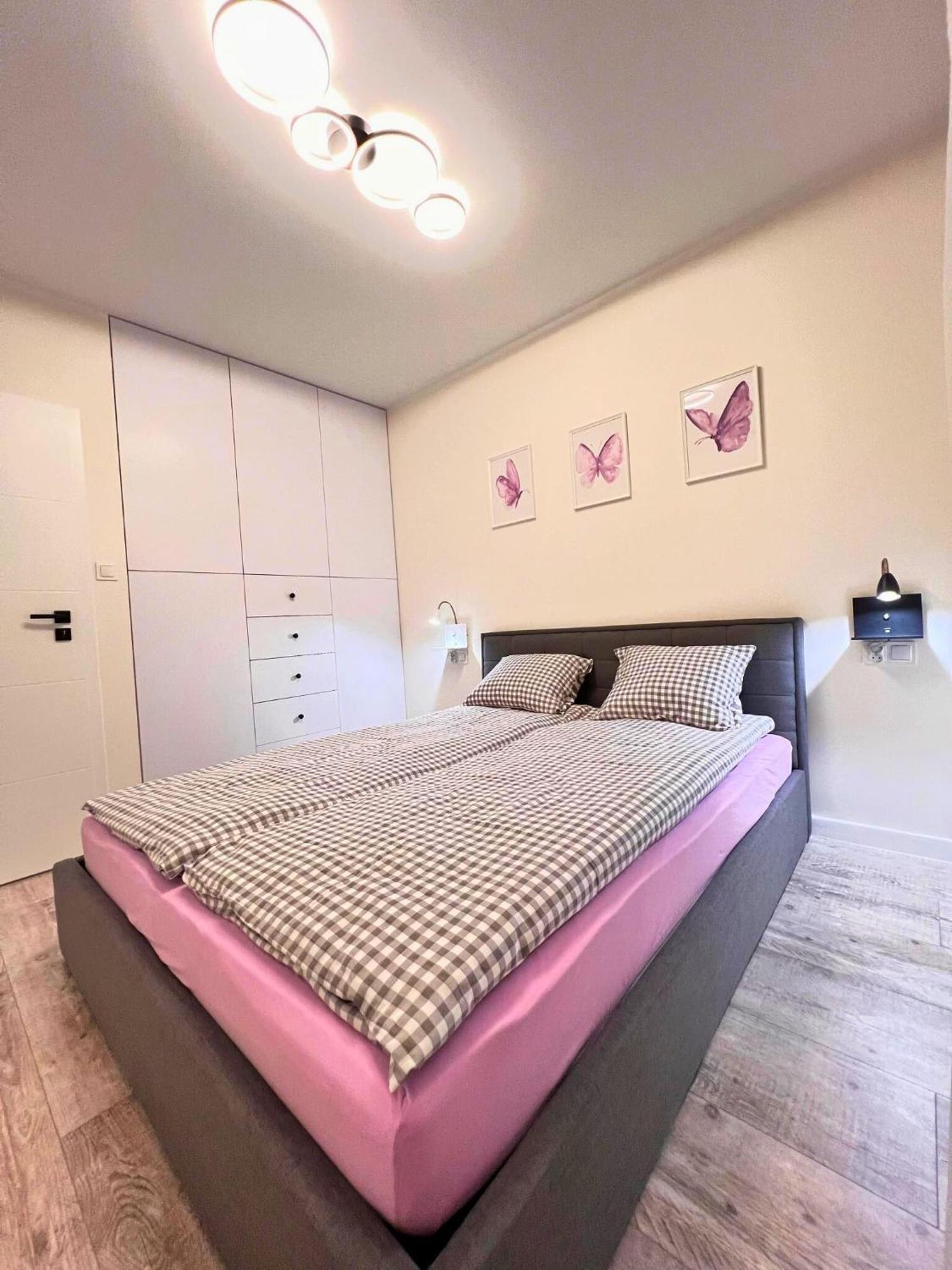 Apartament Purple Poznań Eksteriør billede